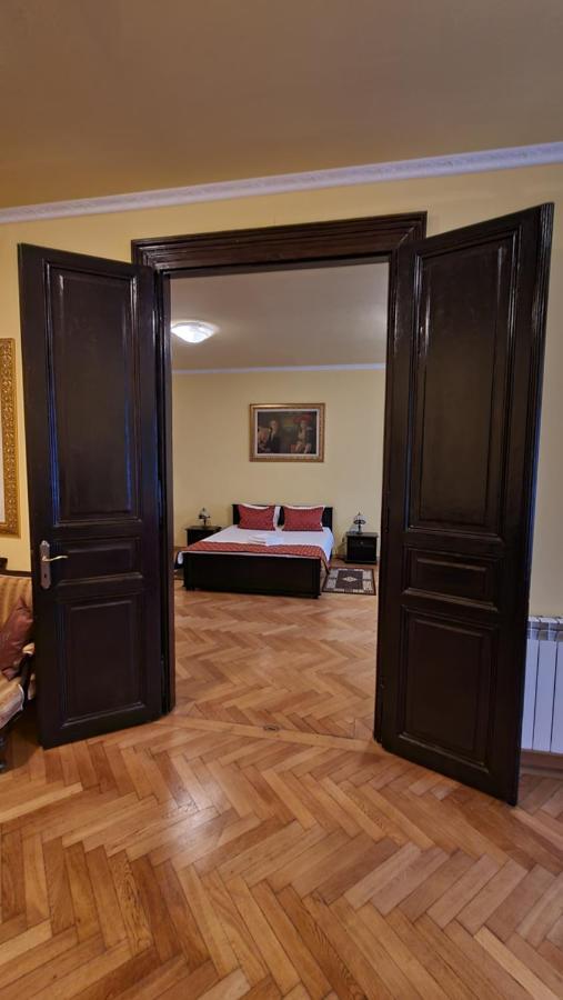 Hotel Casa Republicii Braşov Esterno foto