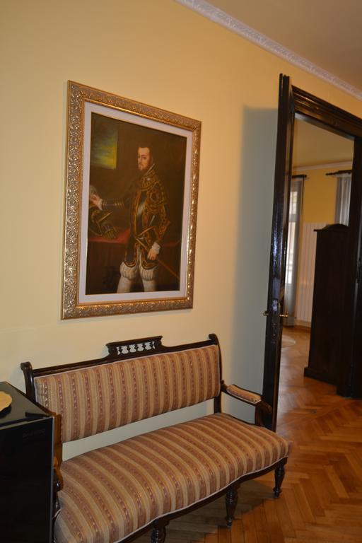 Hotel Casa Republicii Braşov Camera foto